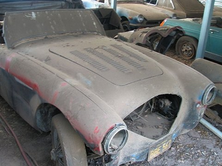 Illustration for article titled California Barn Find: 50 Vintage Cars, All Up For Sale!